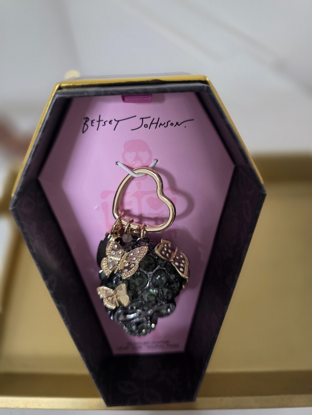 Betsey Johnson Black Crystal Skull Key & Card Holder Charm with Gold Accents - Picture 2 of 2